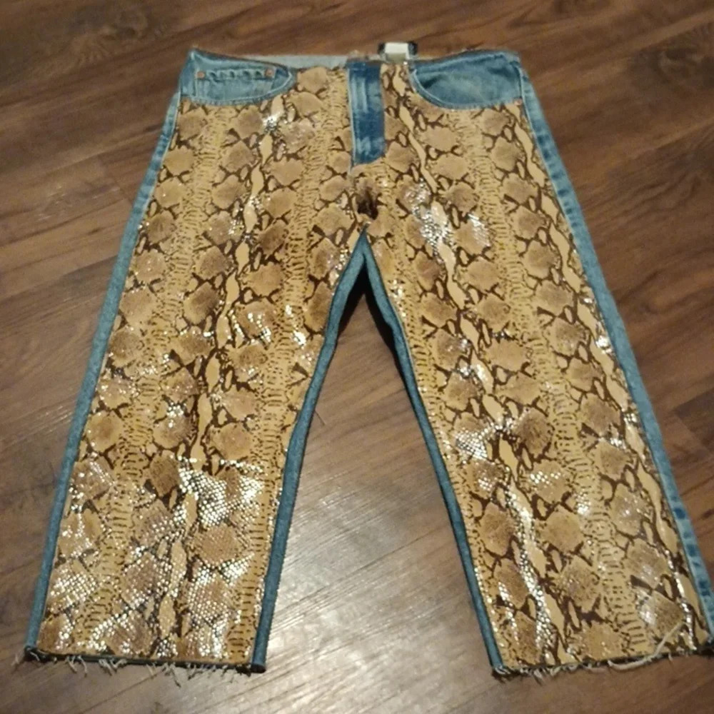 Buzz 18 Vintage Upcycled Levi's High Waisted Cropped Snake Skin Jeans A40